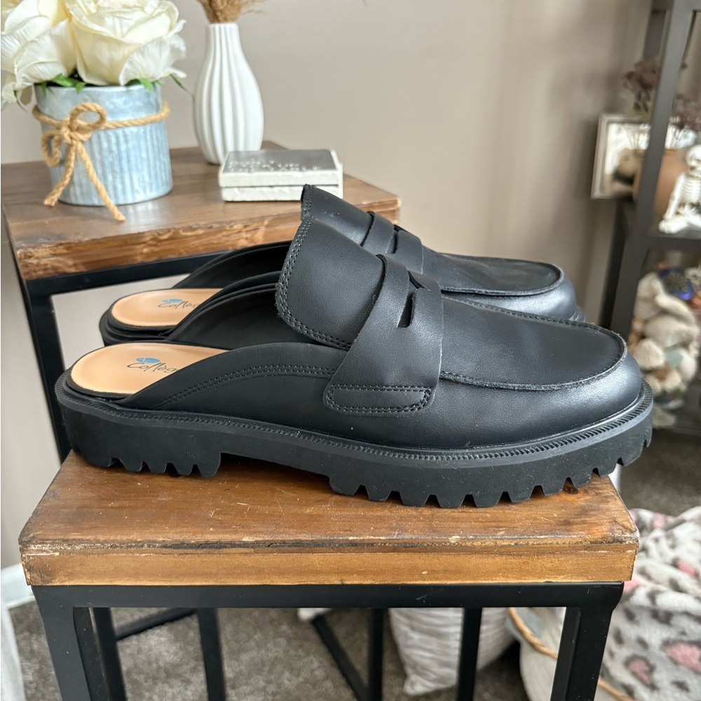 Aqua College Black Leather Loafer Mules women’s size 9.5. Never worn. Like new.